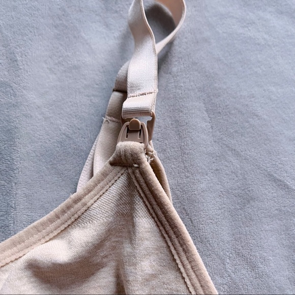 2 Nursing Bras - Picture 8 of 8
